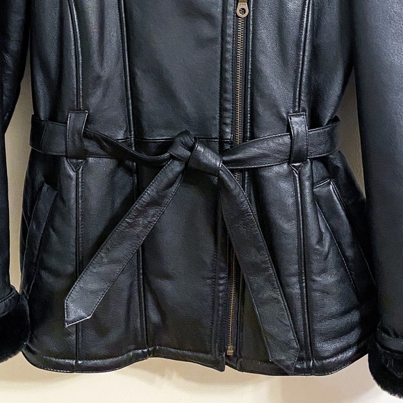 Wilson’s Genevieve Belted Leather Jacket - Picture 7 of 12